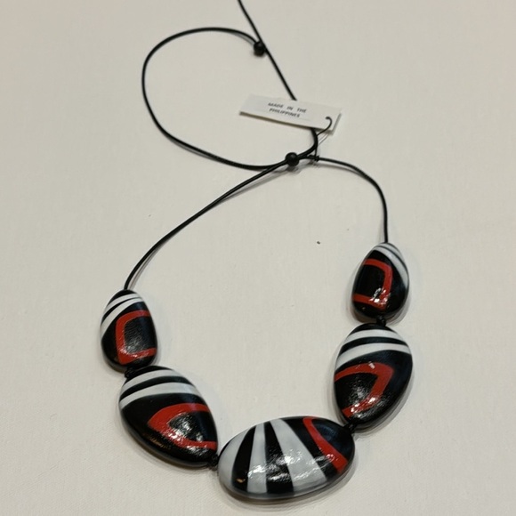 NWT DECOUTURE Zanadu Multi-colour Wood Beaded Statement Necklace - Picture 3 of 7